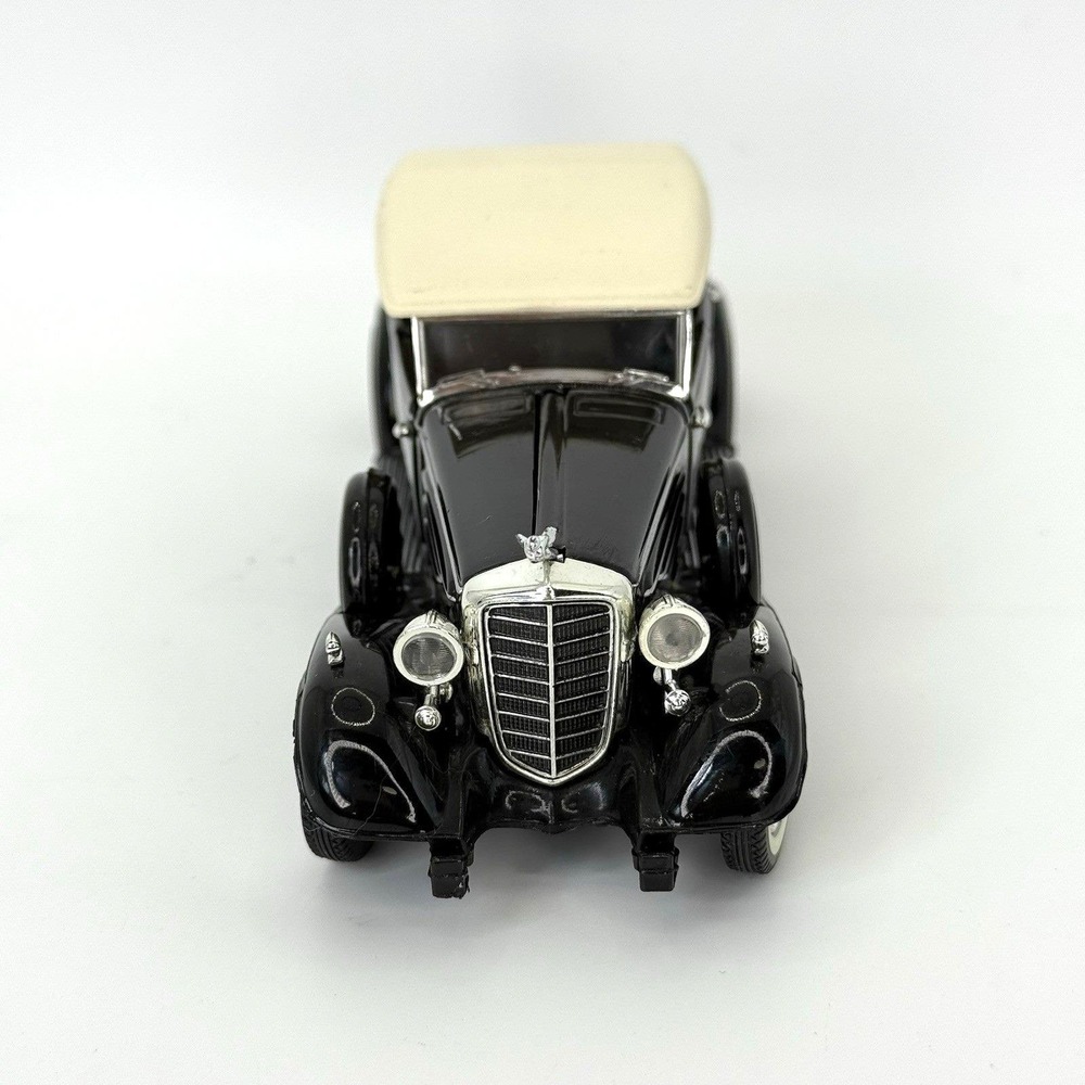 VTG‎ 1933 Cadillac Fleetwood Convertible Diecast Car Black Cream Top READ 1:32